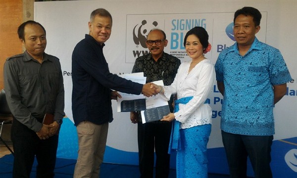 mou-with-wwf-blue-bird-bali-is-now-an-example-of-plastic-waste-management