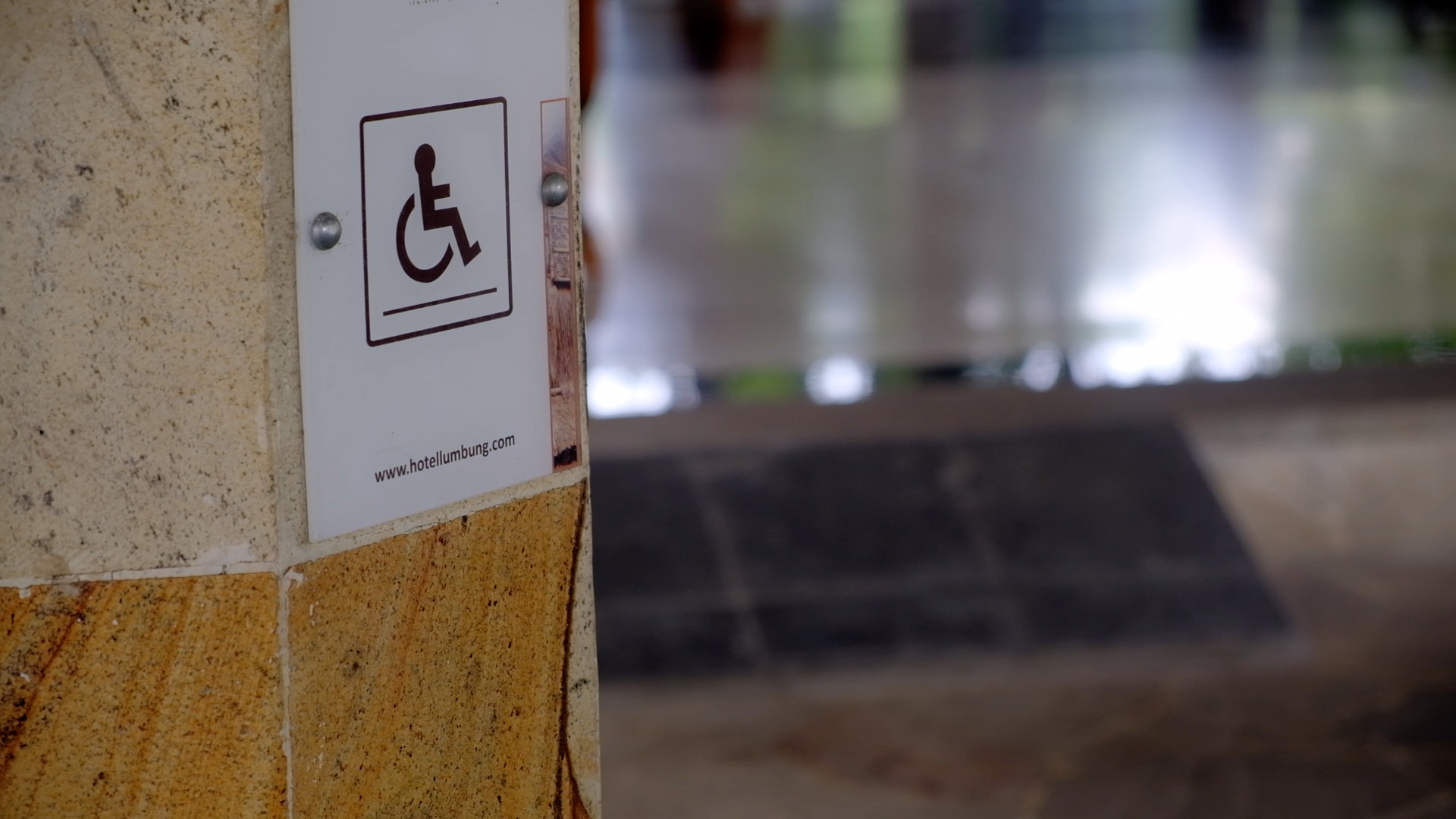 know-more-about-blue-allies-in-bali-hotel-vila-lumbung